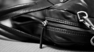 【メンズ】デートにおすすめのバッグの種類はこれ！選び方も解説します