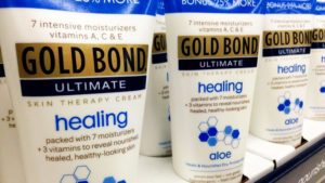 【メンズ】毛穴汚れをごっそり取るスクラブ洗顔料8選!スッキリすべすべ肌へ。