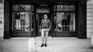 【メンズ】自信のない50代でも服装がかっこよくなる方法!これでモテる男へ。