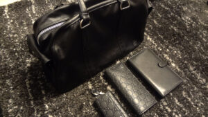 男はバッグに何を入れればいい?入れるべきアイテムを紹介!