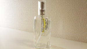 【香水レビュー】ギャツビーのオーシャンシトラスってどんな香り?700円の激安香水。