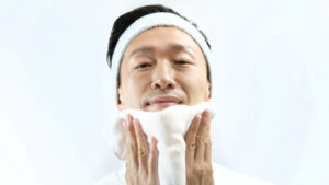 【メンズ必見】カサカサの肌をモチモチしっとり肌にする方法!