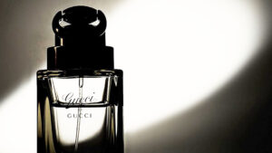 【メンズ】香水をつけるタイミングとは?どんなシーンで使うべき?