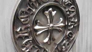 クロムハーツの財布はダサい?どこで買うべき?おすすめ通販サイトは?