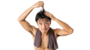 【薄毛対策】なぜシャンプーは必要なの?毎日しないとハゲるのは本当?