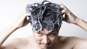 メンズの抜け毛予防シャンプー8選|薄毛対策はシャンプーが基本