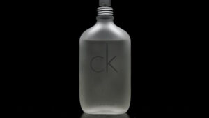 【持論】男は香水をつけるべき?必要or不要どっちなの?