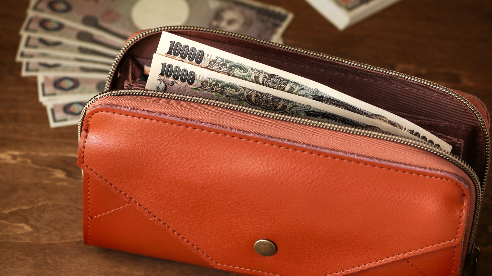 【年代別】男の財布の平均予算は？いくらくらい出すべき？