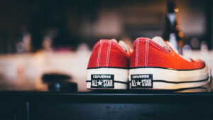 【メンズ 】初心者におすすめの定番スニーカー10選!これを買えばOK